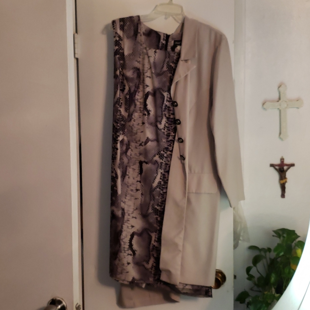 Dress with a jacket set